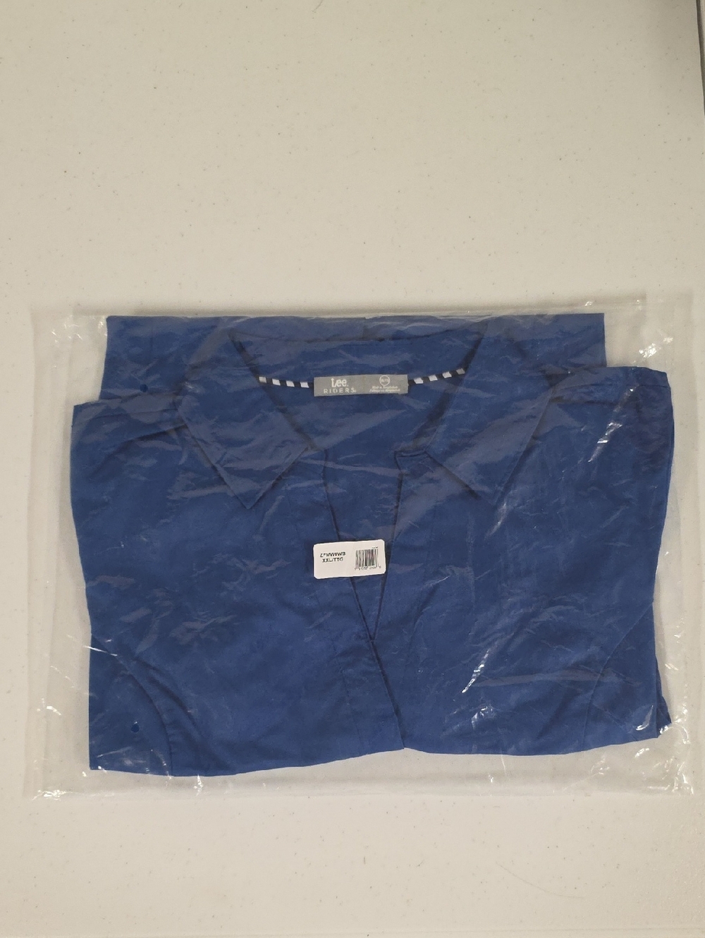 Lee Women’s Blue Button-Down Shirt